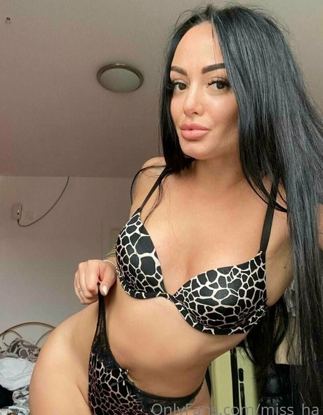 miss ha star art img