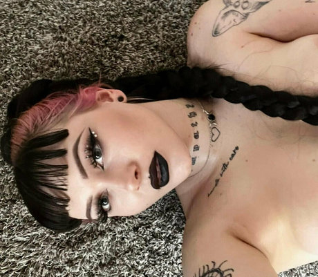 sienafaefree exclusive actress images