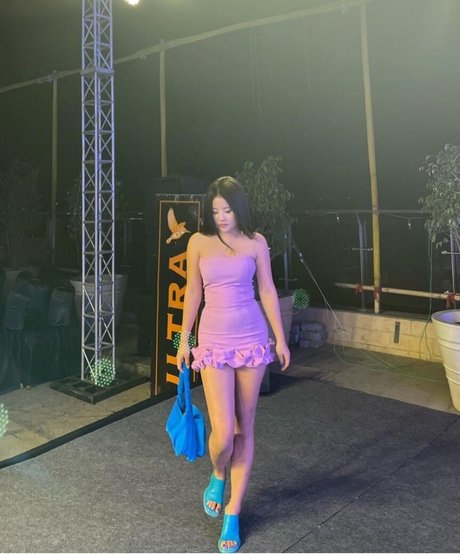 Naga Girls pornstar high quality pic