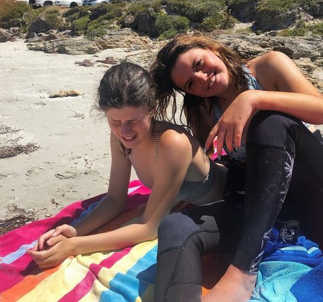 Abbey Jeffrey hd pornstar pics