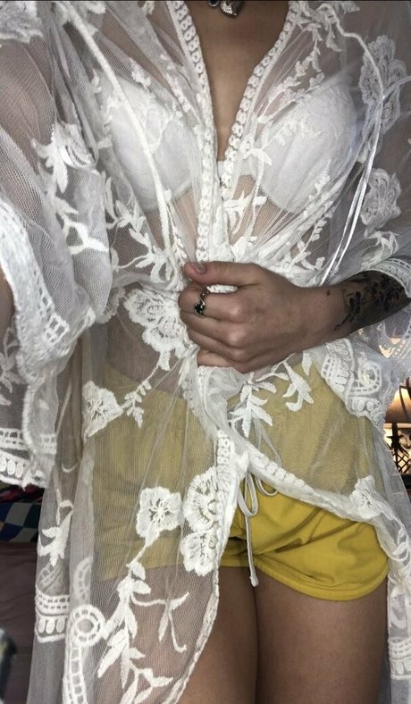 lauryn roes erotic actress pics