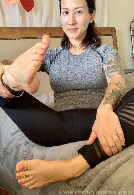 kim kisses foot goddess perfect pornstar images