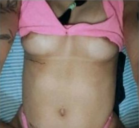 Annytainax pornstar pics