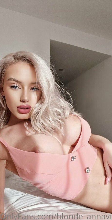 Anna Brown pornstar nice photos