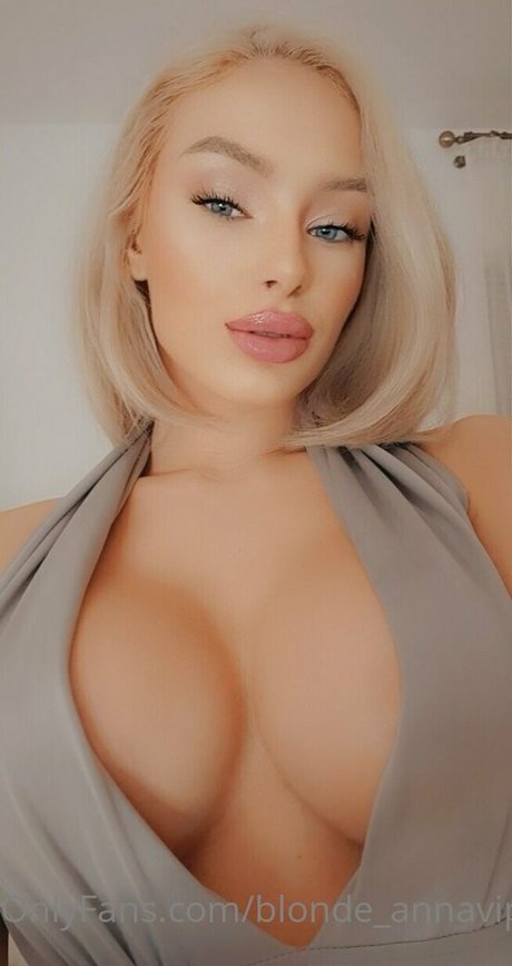 Anna Brown pornstar nice picture