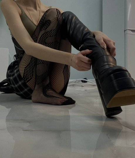 kletochkaaa pretty model pics