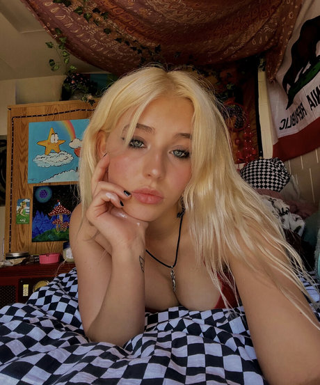 Helenbrad adult actress pictures