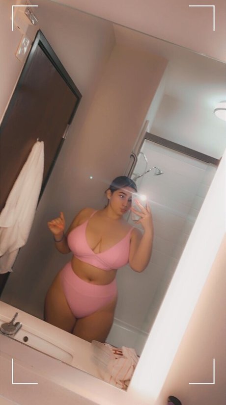 Bianca C xxx star pic