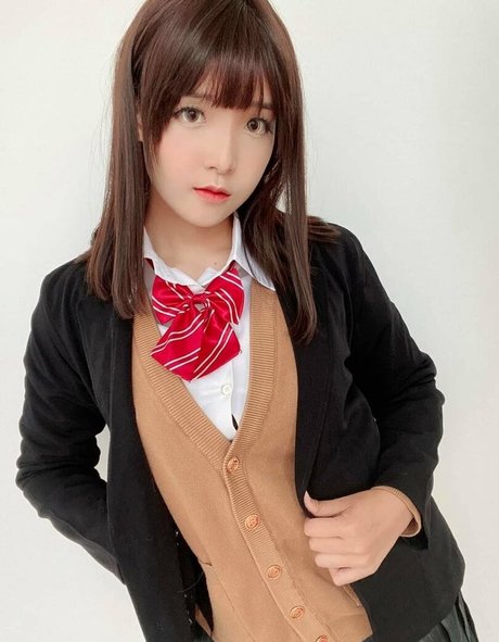 pikiichu high quality model gallery