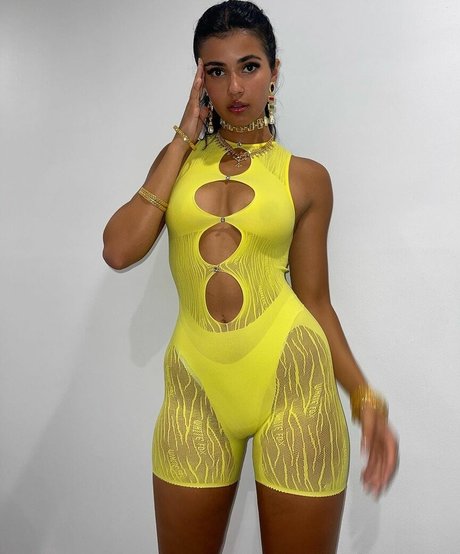 Ambraguiotto pornstar xxx image