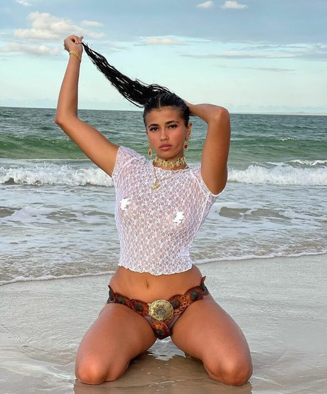 Ambraguiotto adult actress photos