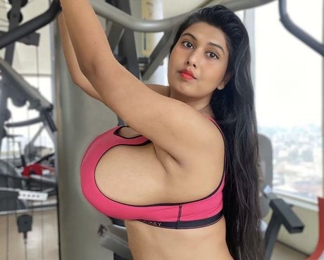 Sanna And Selena exclusive pornstar pics