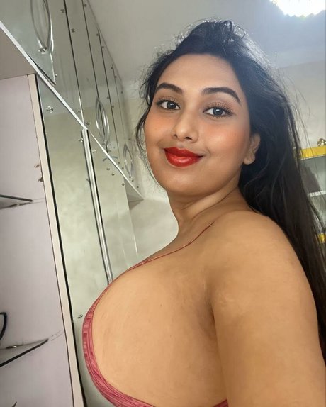 Sanna And Selena exclusive model image