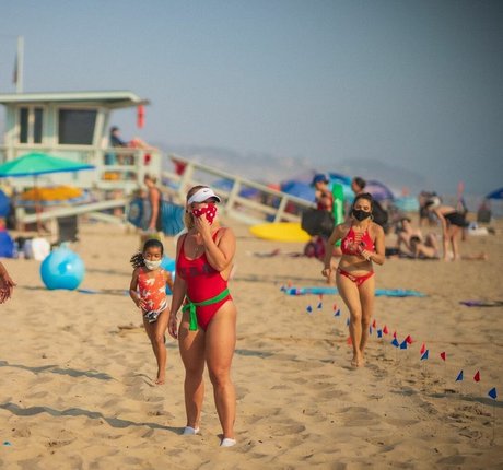 tayloredbyawats high quality actress pictures