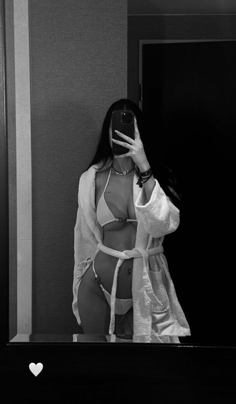 Haniasipa pornstar nice image