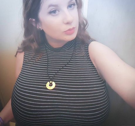 confusedboobs naked actress galleries