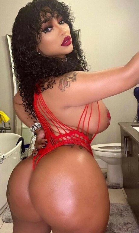 Irene The Dream pornstar erotic galleries