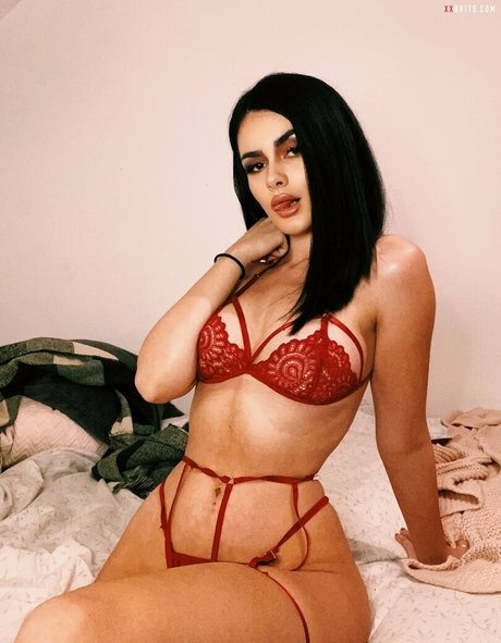 Megtayo erotic model pic