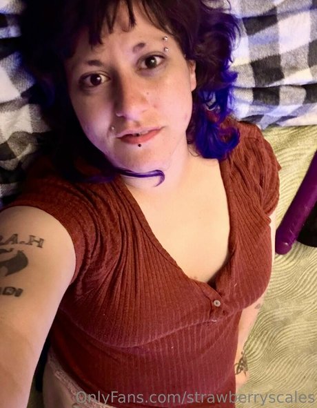 strawberryscales exclusive pornstar photos