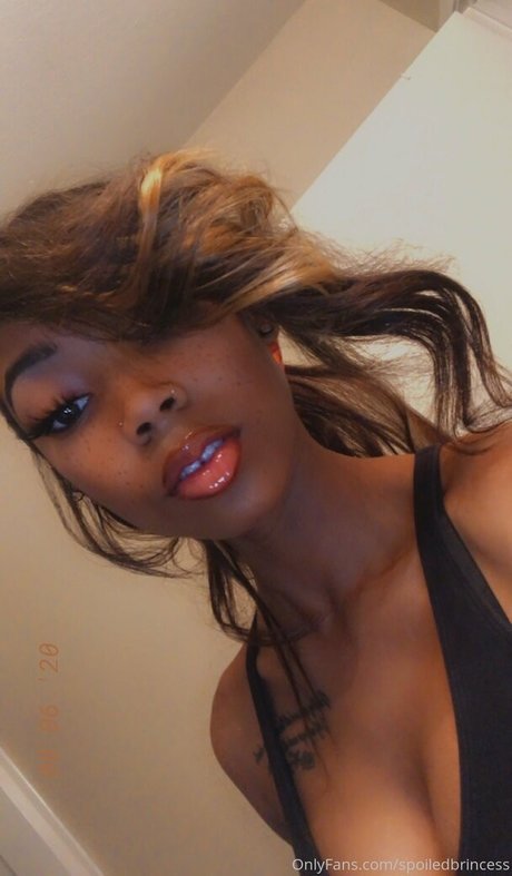 spoiledbrincess model naked images