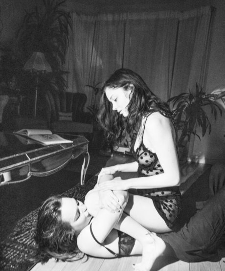 ohthumbelina model top img