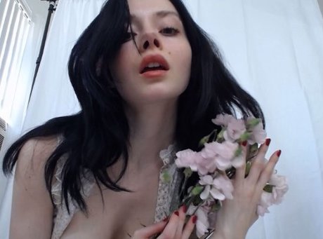 ohthumbelina nudes actress img