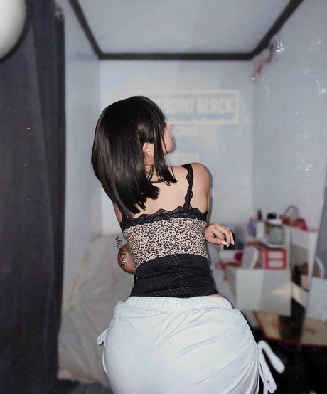 ivyyvon pornstar beautiful pictures