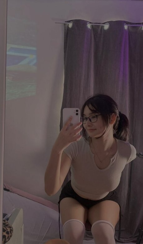 ivyyvon nude pornstar images