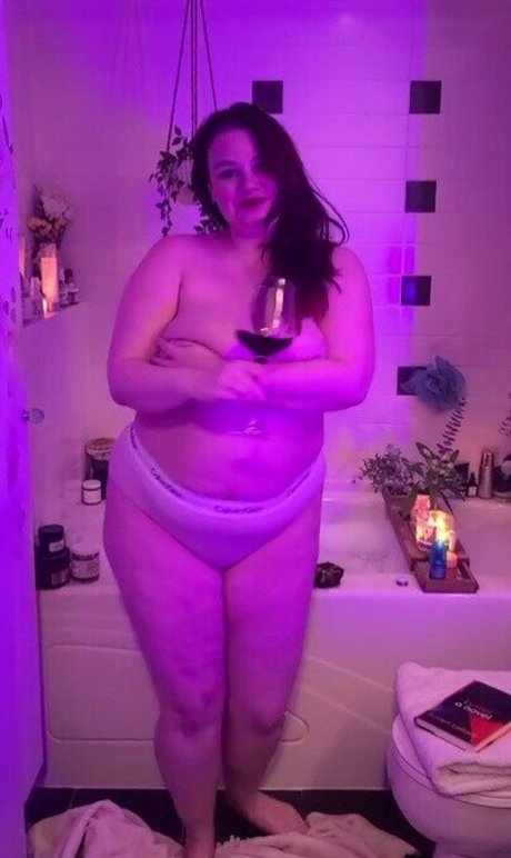 Ruby Roxx nice actress pic