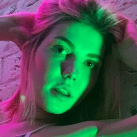 Ronyrocket69 model hd photos