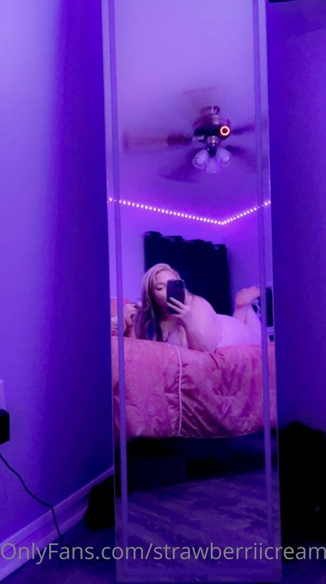 strawberriicream beautiful star galleries