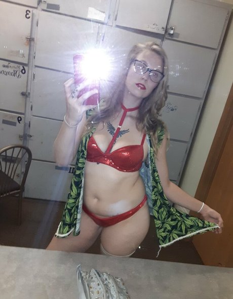 mislonglegs pretty actress picture