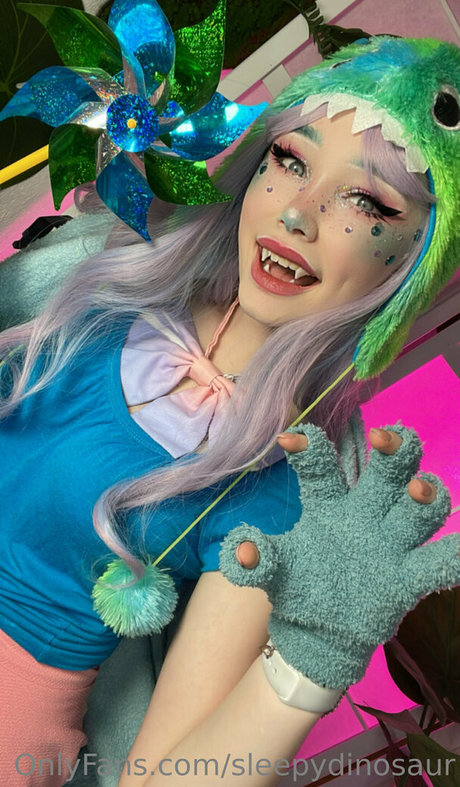 SleepyDinosaur erotic star img