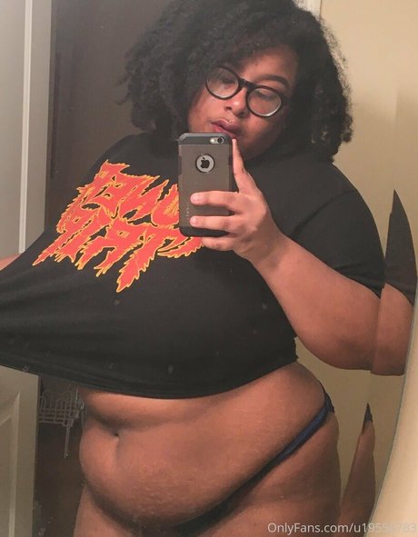 lilithlondon beautiful model img