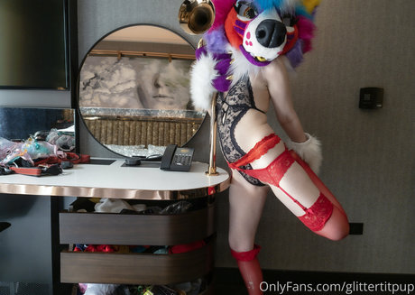 glittertitpup star xxx galleries