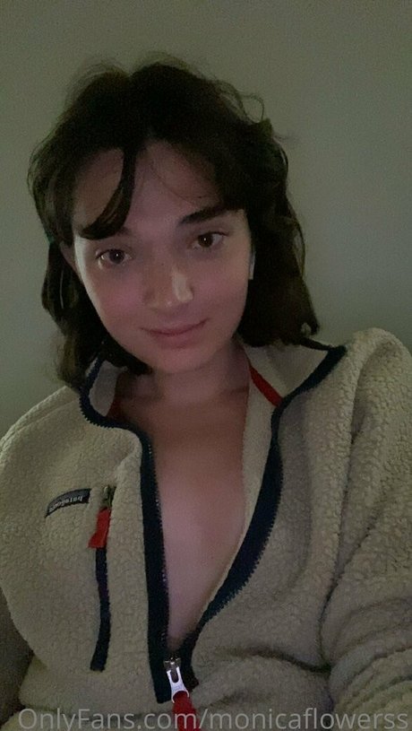 monicaflowerss pornstar sex pic