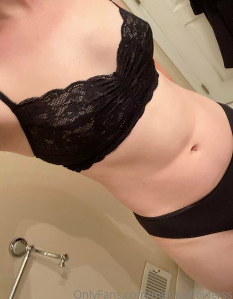 curvy star onlyfans sex image