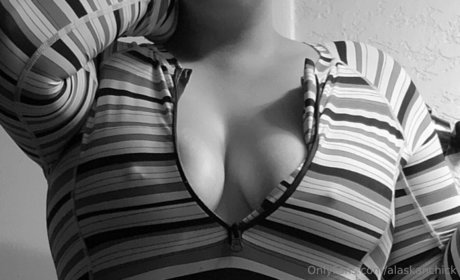 alaskanchick nice model picture