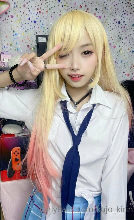 kujotsukumi model nude pics