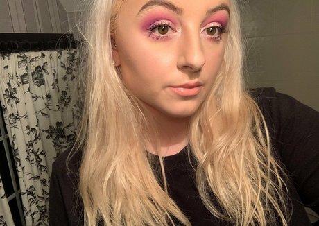 scarlettskyeof beautiful actress photos