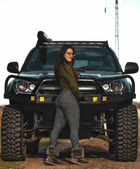 Yotalex IG pornstar beautiful picture