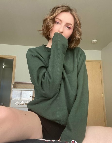 xkatiexxxpremium hot actress photo