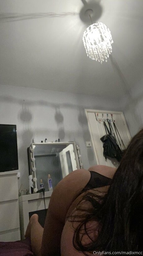 madixmcc model hot pic