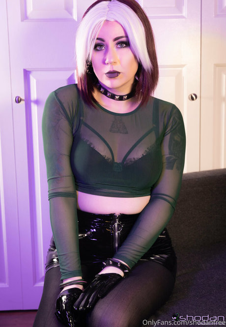 shodanfree erotic actress galleries