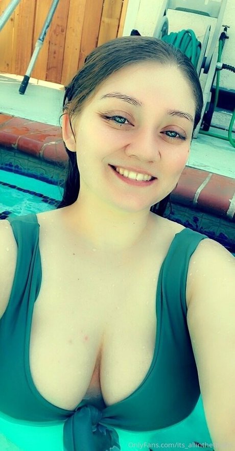 its allinthethighs model xxx photos