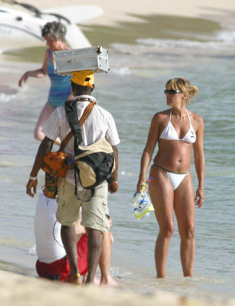 Carole Smillie star exclusive galleries