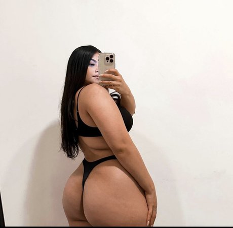 _isabelxx pornstar hd images