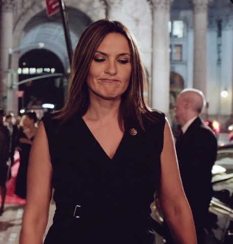 Mariska Hargitay star galleries