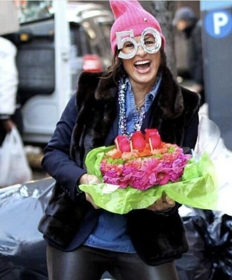 Mariska Hargitay nudes model galleries