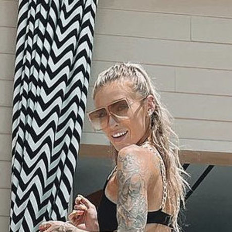 thetattedblondie perfect model pictures